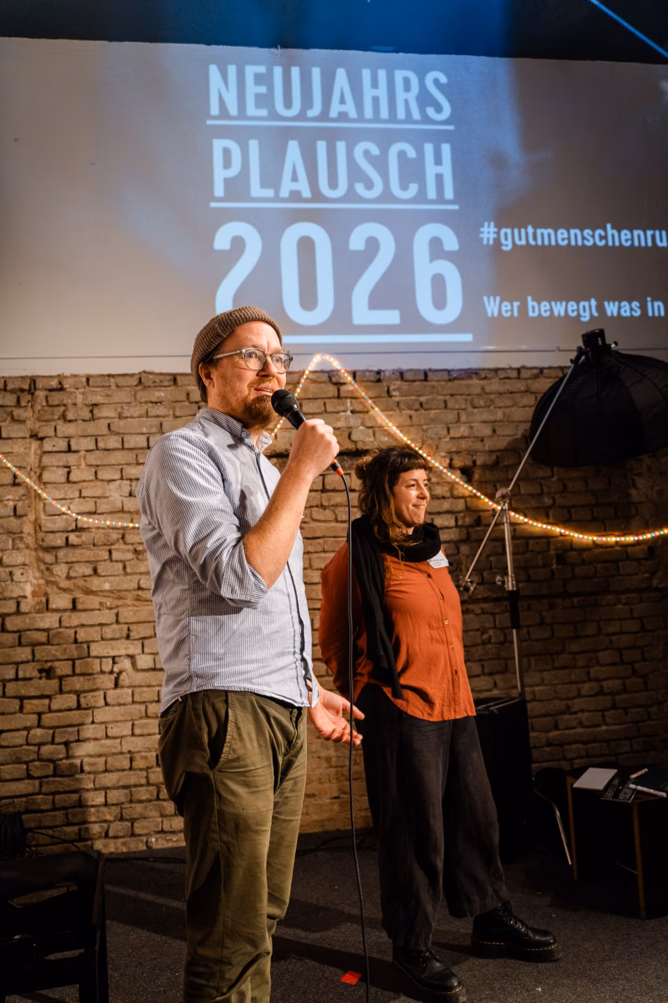 Neujahrsplausch – Martin Herrndorf führt als Moderator durch den Abend Martin Herrndorf führt als Moderator durch den Abend